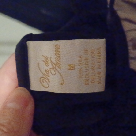 🌺Elegant Black and Cream Women's Slip - Picture 3 of 9